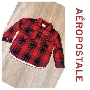 AEROPOSTALE red and black plaid flannel casual button up long sleeve shirt.